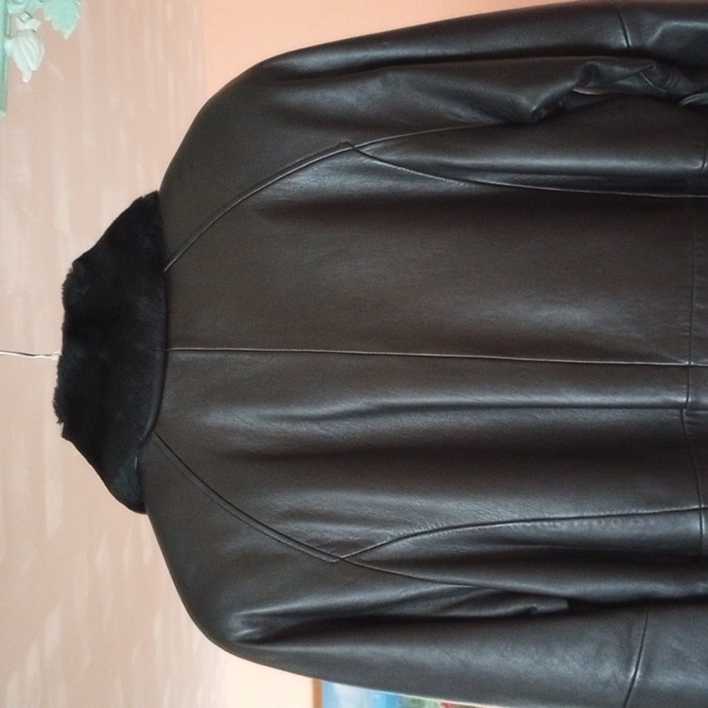 Valerie Stevens New Zealand Lambskin Leather Belted Longer Jacket (S or M) - Picture 9 of 15